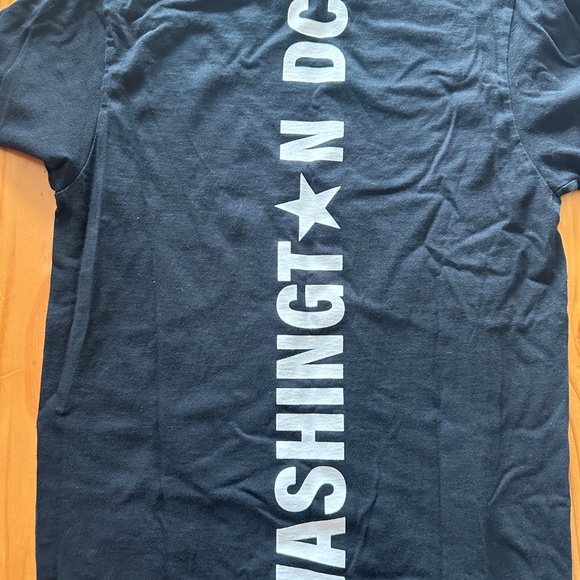 COWBOY CARTER TOUR SHIRT BUNDLE : NYC + DC - SZ. SMALL - Picture 7 of 7